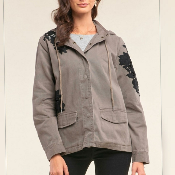 LAST ONE❗SUGAR+LIPS💋 Utility Chic Dark Olive Hoodie Jacket - Picture 4 of 7